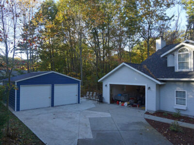 G-08: 24x25x9 Steel Garage