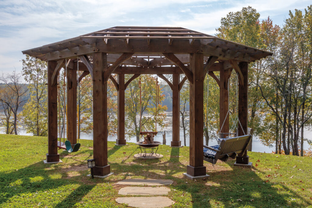 Lurgan Pergola thumbnail 2