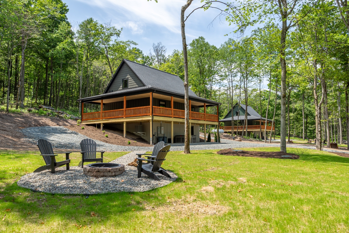 Cleveland Cabins