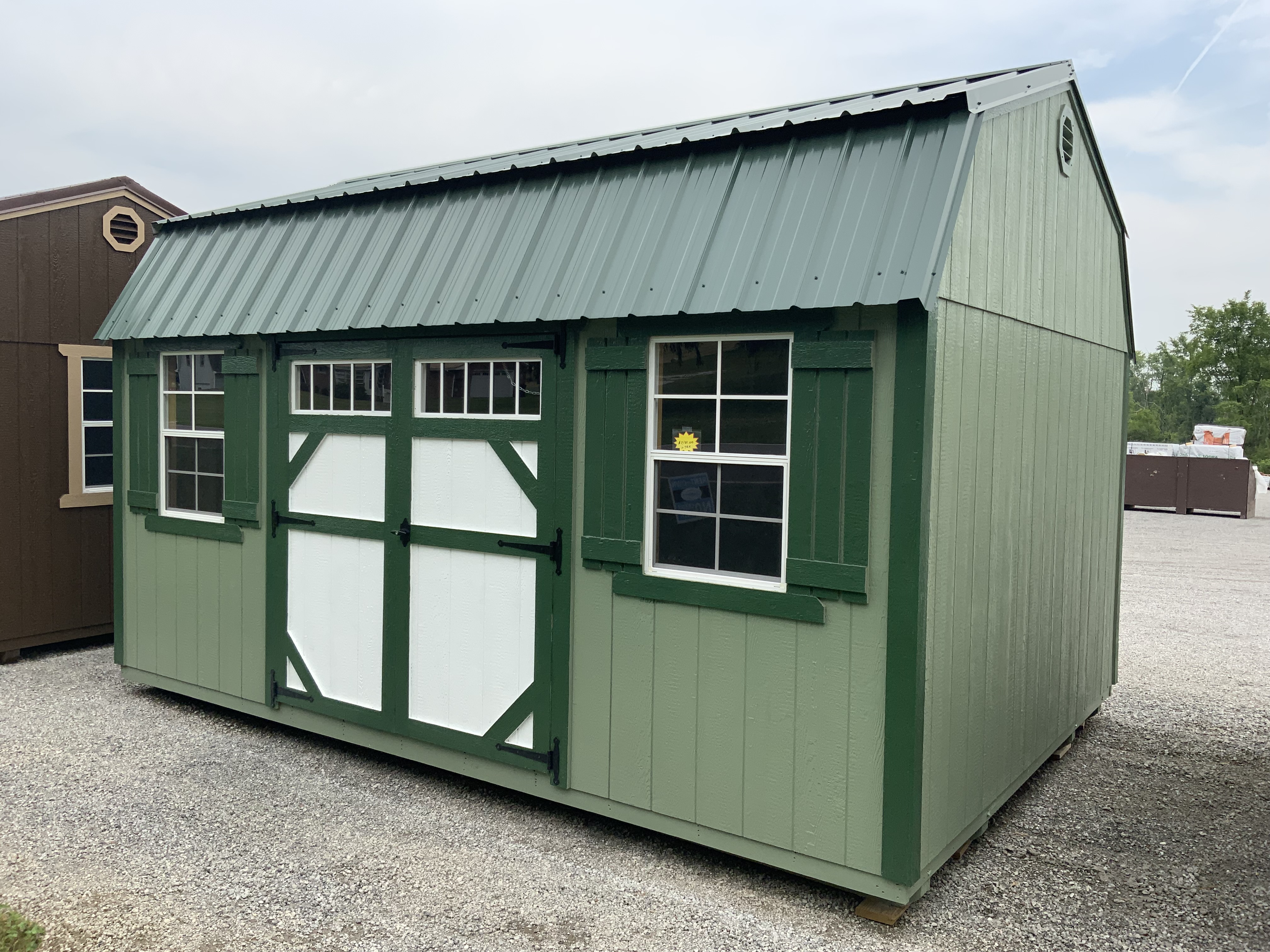 Traditional Side Lofted Barn 12x16