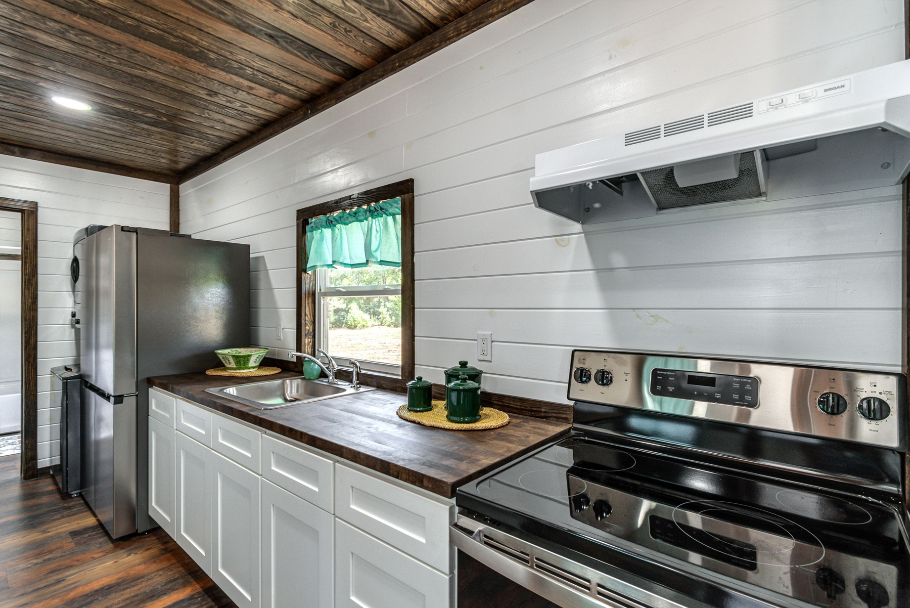 12x36 Home Studio - 2 Bed thumbnail 2