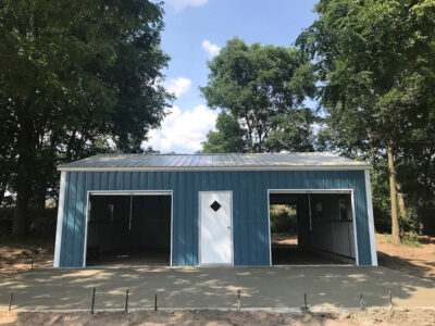 G-05: 24x30x9 Steel Side-Entry Garage