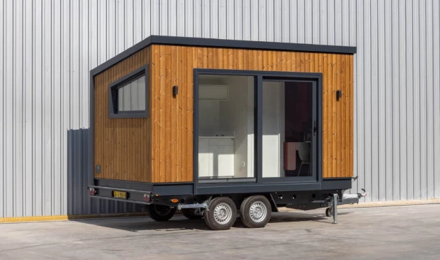 Mo.4 450 Home Office Tiny House