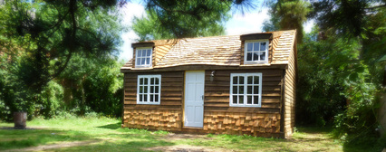 Static Tiny House Cabin thumbnail 2