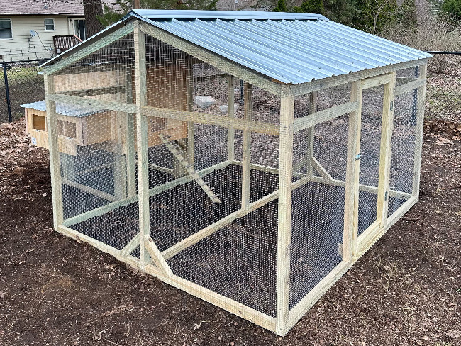 3-8+ hen coop & 7x8 run system, fully wrapped in ½” hardware cloth w/metal roof on run