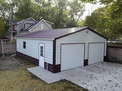 G-02: 24x30x8 Steel Garage