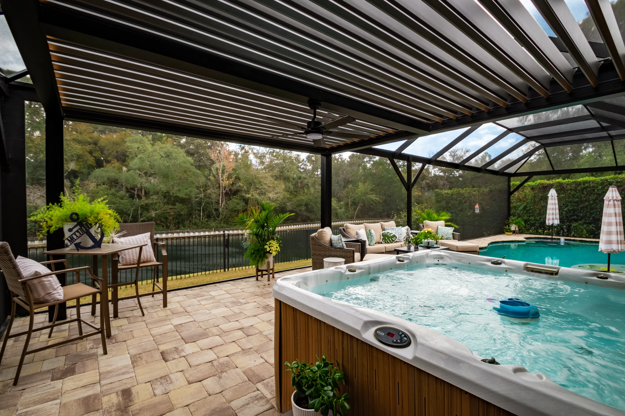 R-BLADE™ Motorized Louvered Pergola